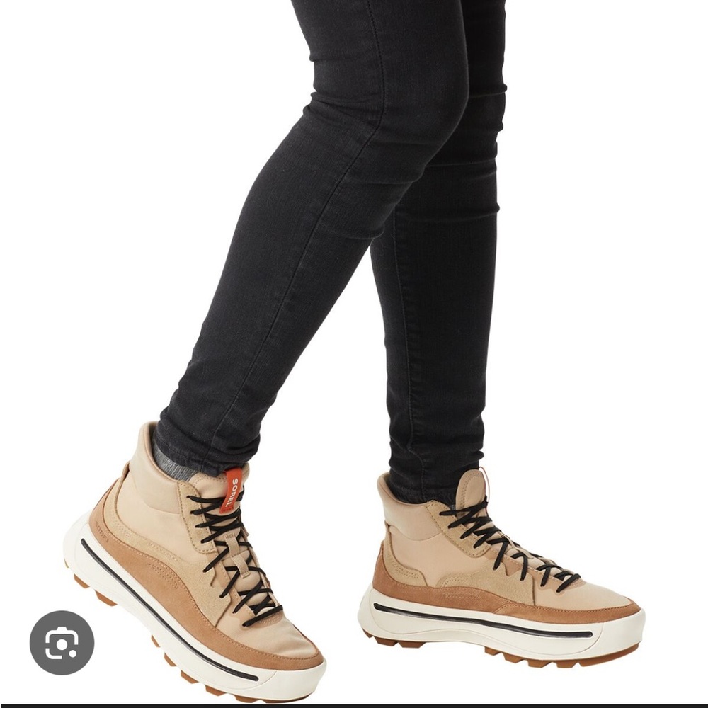Sorel ONA 503 Mid Boot